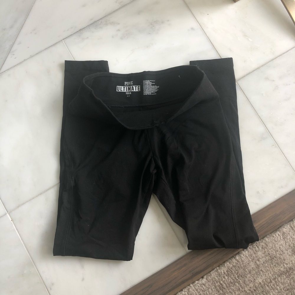 EUC VS Pink ultimate leggings